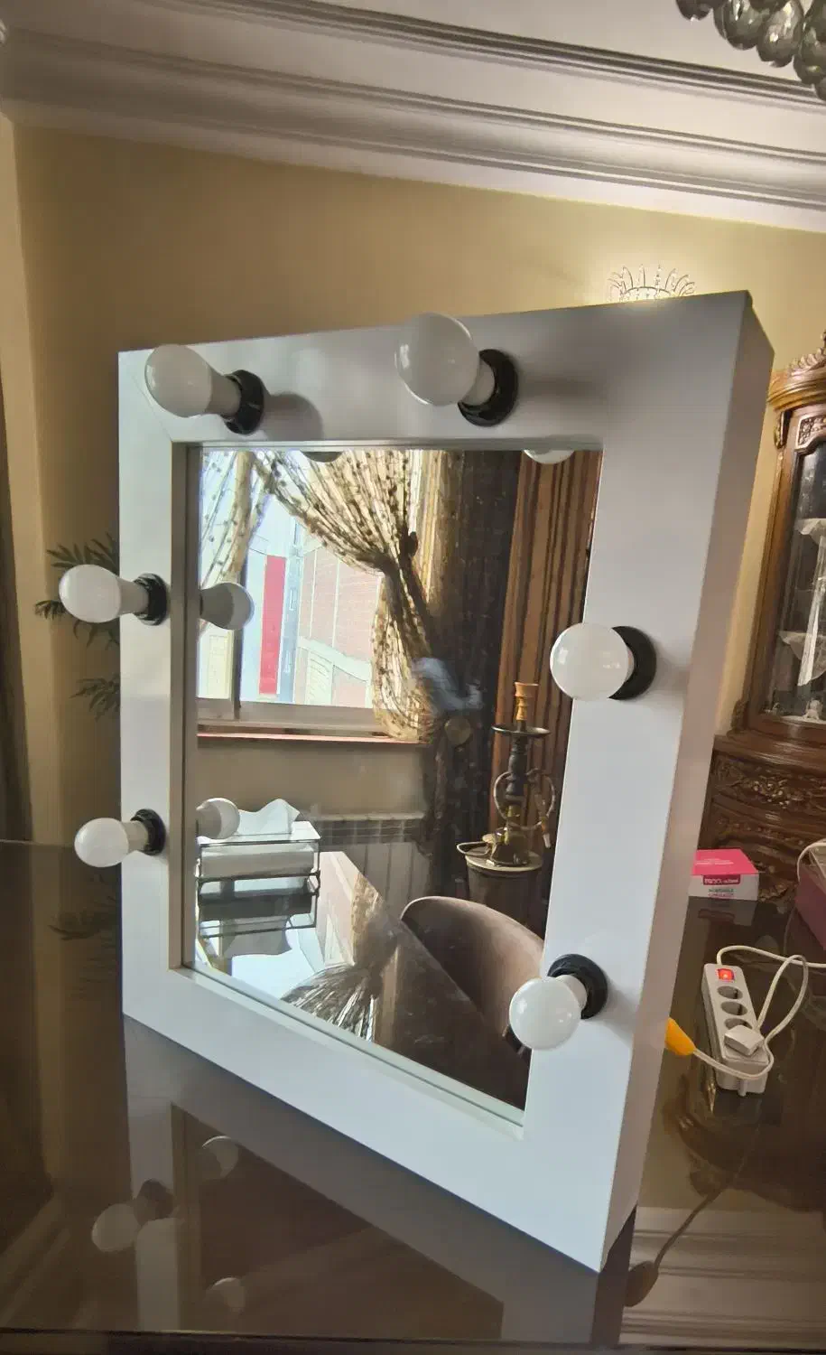 اینه گریم|آرایشگاه و سالن‌های زیبایی|رشت, آزادگان|دیوار