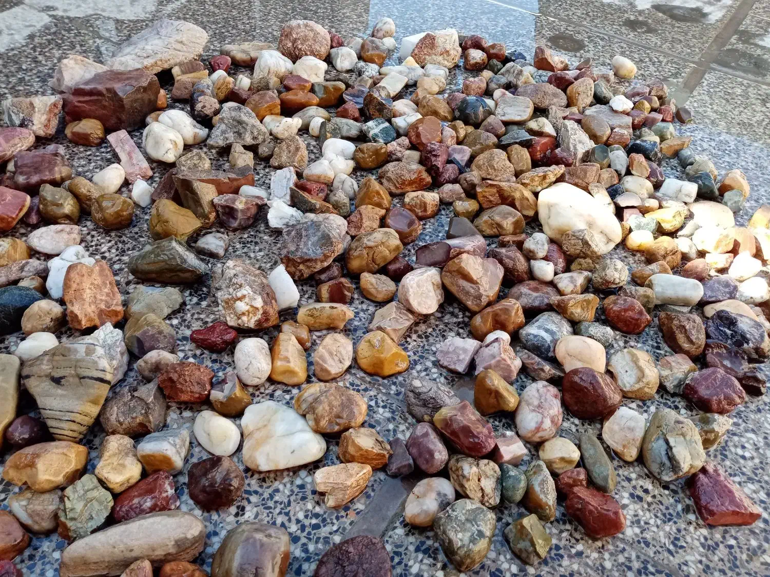 سنگ جاسپر|جواهرات|نجف‌آباد, ۲۲ بهمن|دیوار