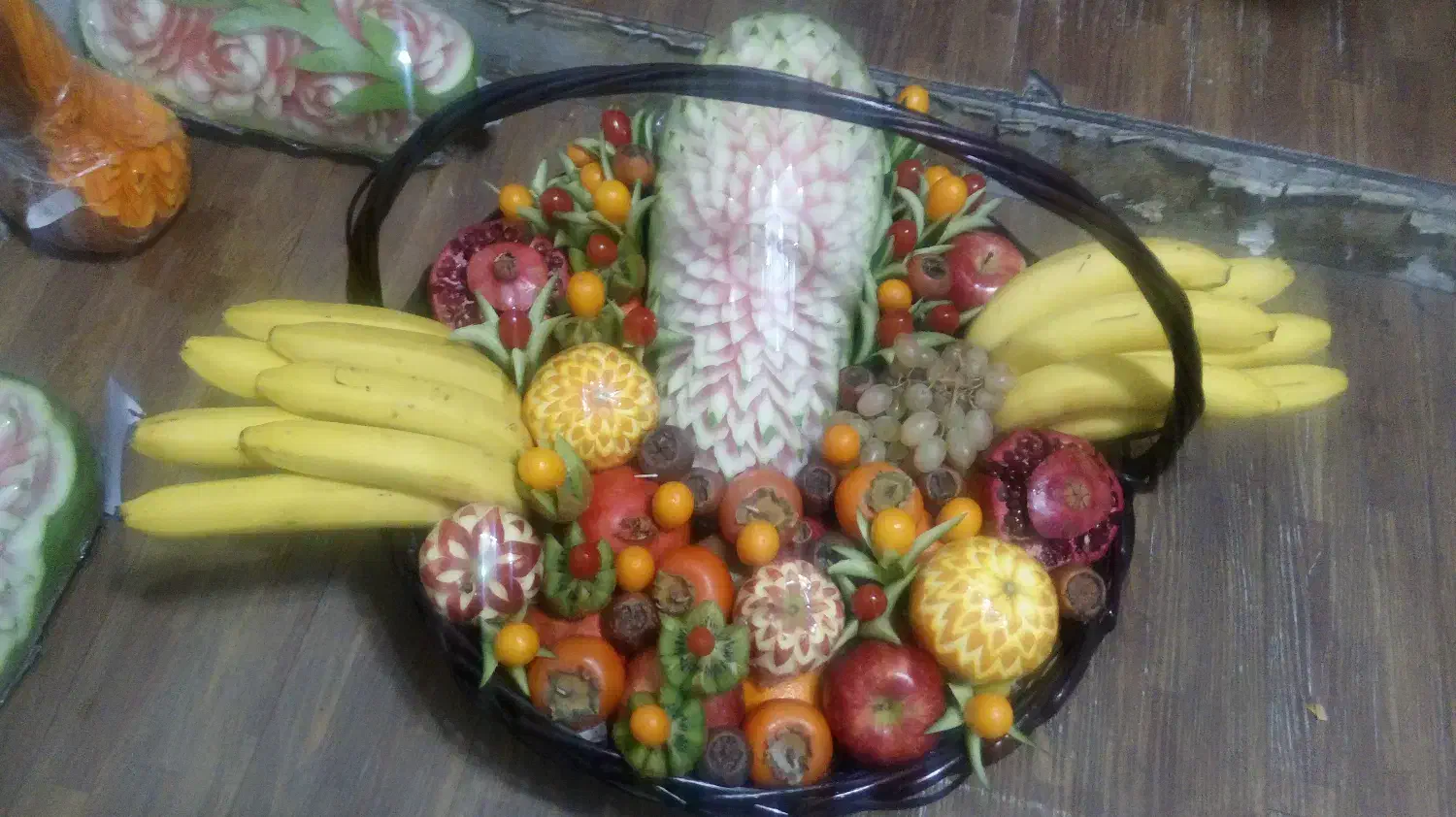 تزیینات و حکاکی میوه شب یلدا|خدمات پذیرایی، مراسم|تهران, شهرک صدرا|دیوار