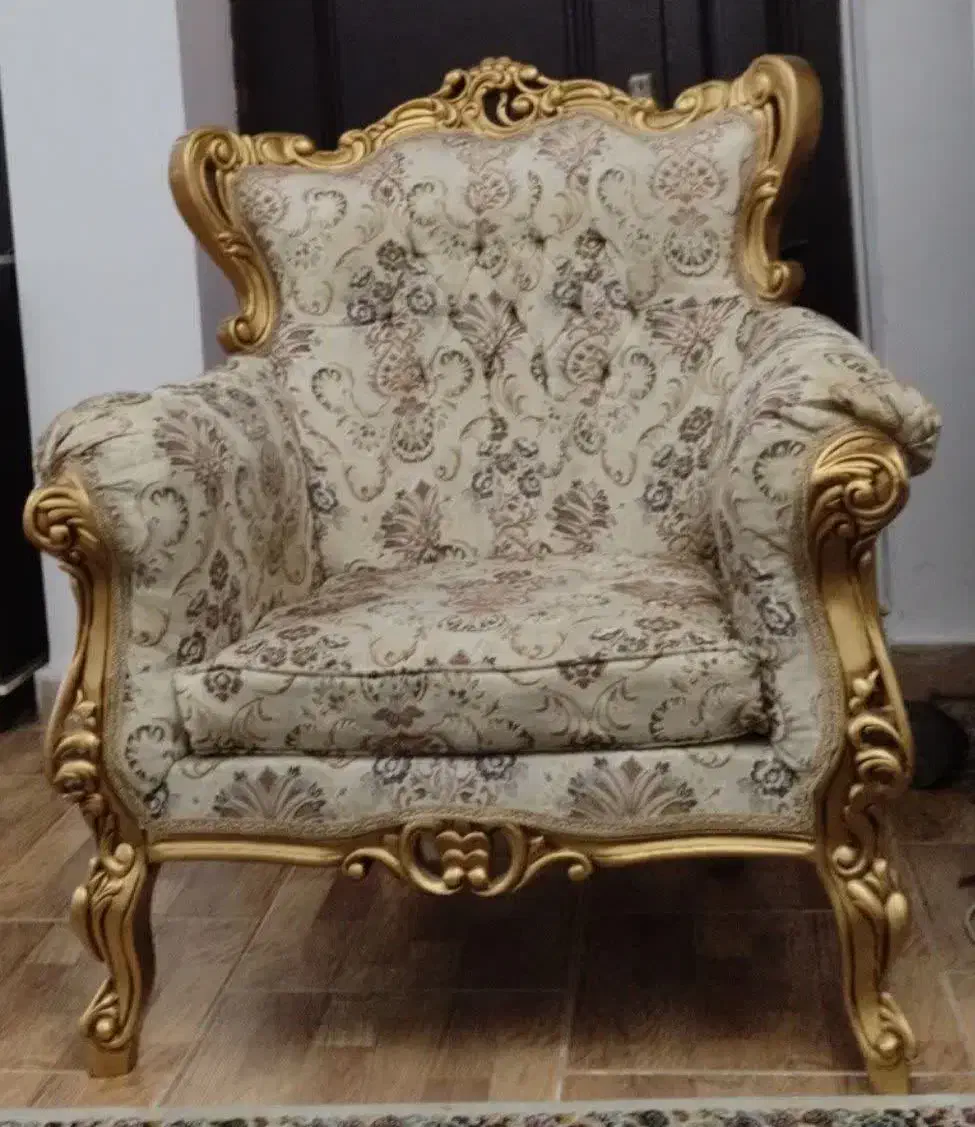 مبل سلطنتی و میز ناهار خوری|مبلمان خانگی و میز عسلی|قائمشهر, |دیوار