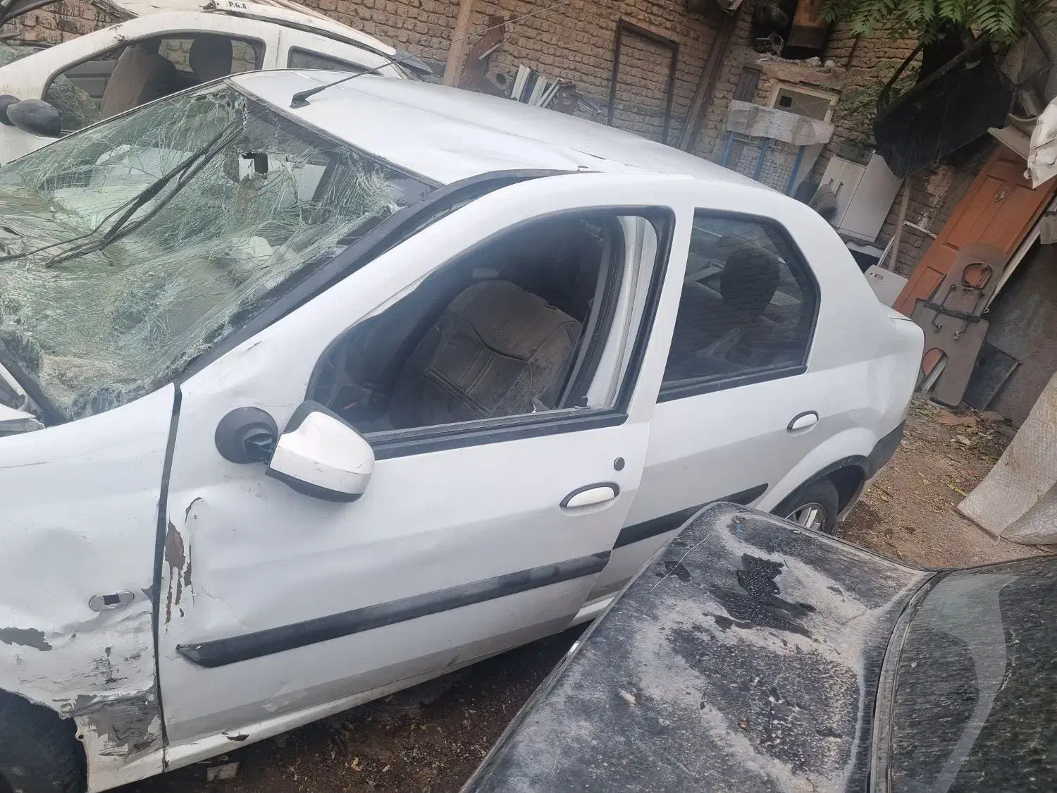 النودپارس خودروE2 مولتی مدیا تصادفی مدل ۱۳۹۶|خودرو سواری و وانت|زنجان, |دیوار