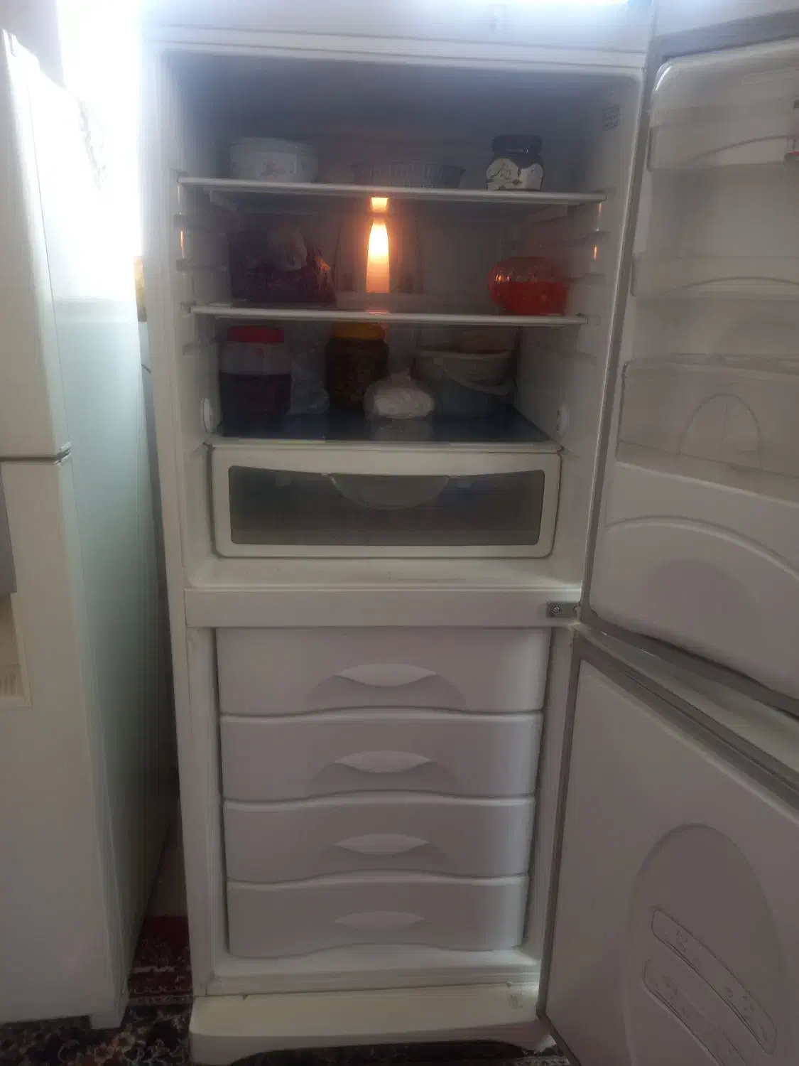 یخچال فریزر  اسنوا|یخچال و فریزر|شاهین‌شهر, گزبرخوار|دیوار