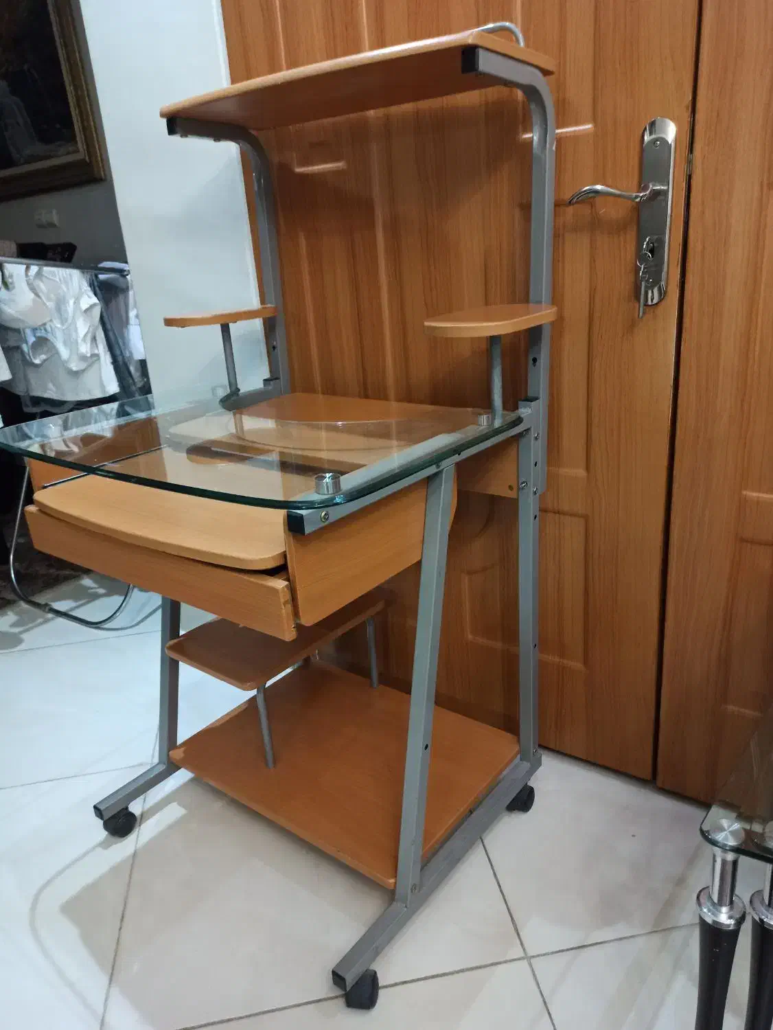 میز کامپیوتر و تحریر|میز تحریر و کامپیوتر|اراک, |دیوار