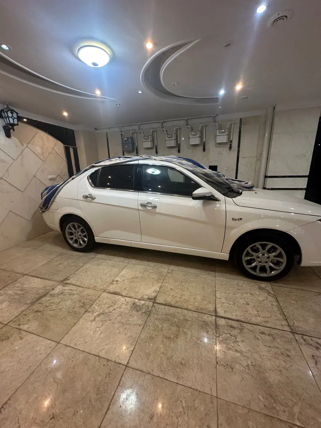 دنا پلاس اتومات صفر آپشنال سفید ۱۴۰۴|خودرو سواری و وانت|تهران, فرزانه|دیوار