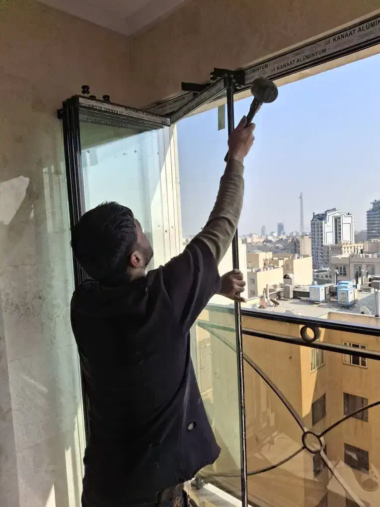 شیشه بری ساختمان|خدمات پیشه و مهارت|بروجرد, |دیوار