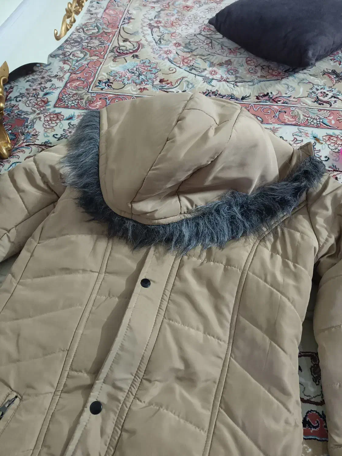 گرم|لباس|مشهد, آیت الله کاشانی|دیوار