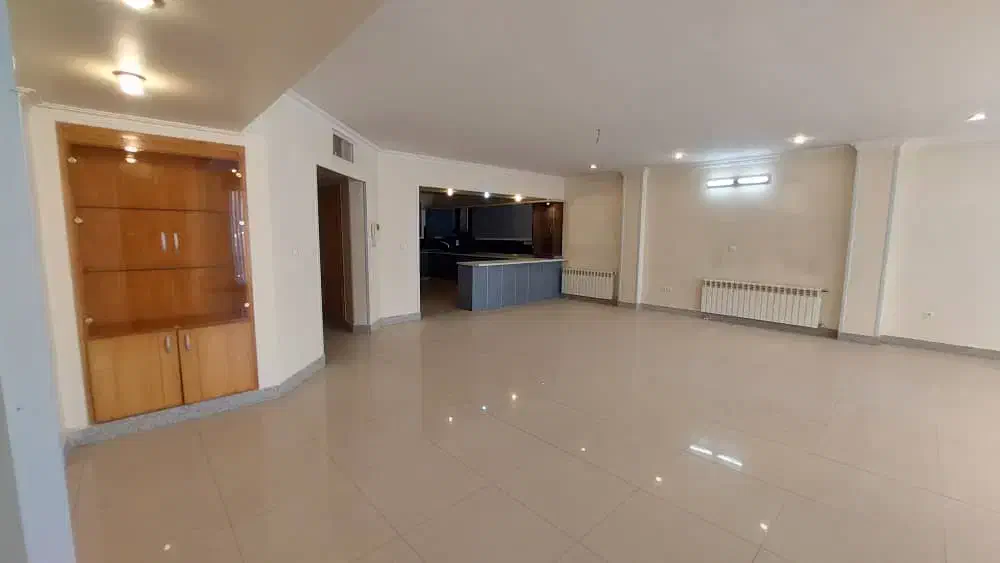 اجاره واحد مسکونی متراژ ۲۲۰ خیابان تالار|اجارهٔ آپارتمان|اصفهان, خواجه عمید|دیوار