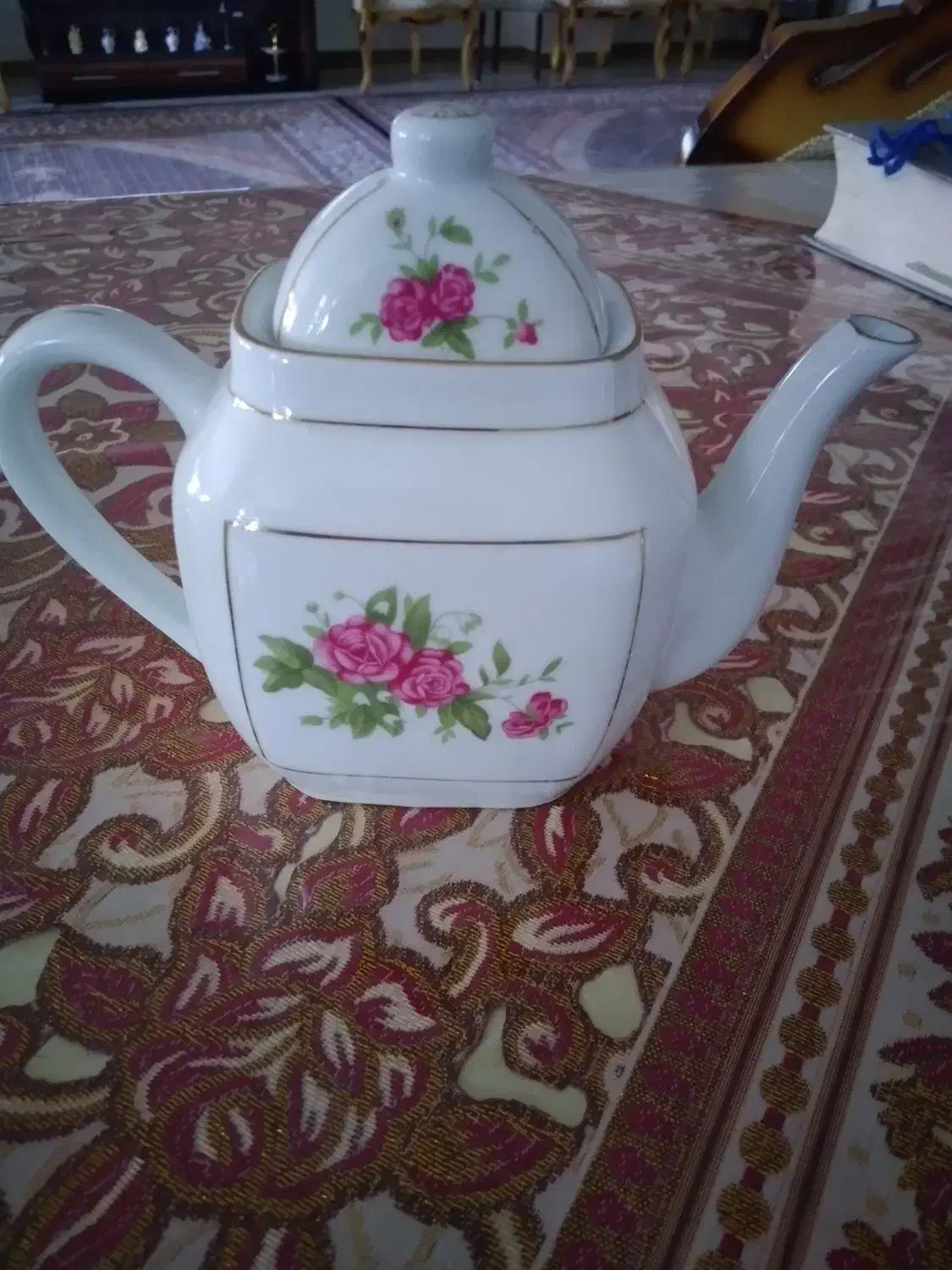 تعدای ظروف|قوری، کتری، قهوه‌ساز دستی|اردبیل, |دیوار