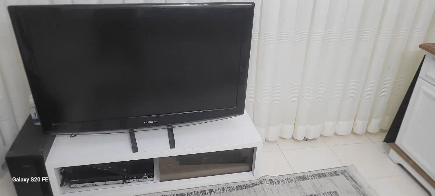 تلوزیون ۴۲ سامسونگ|تلویزیون و پروژکتور|همدان, |دیوار