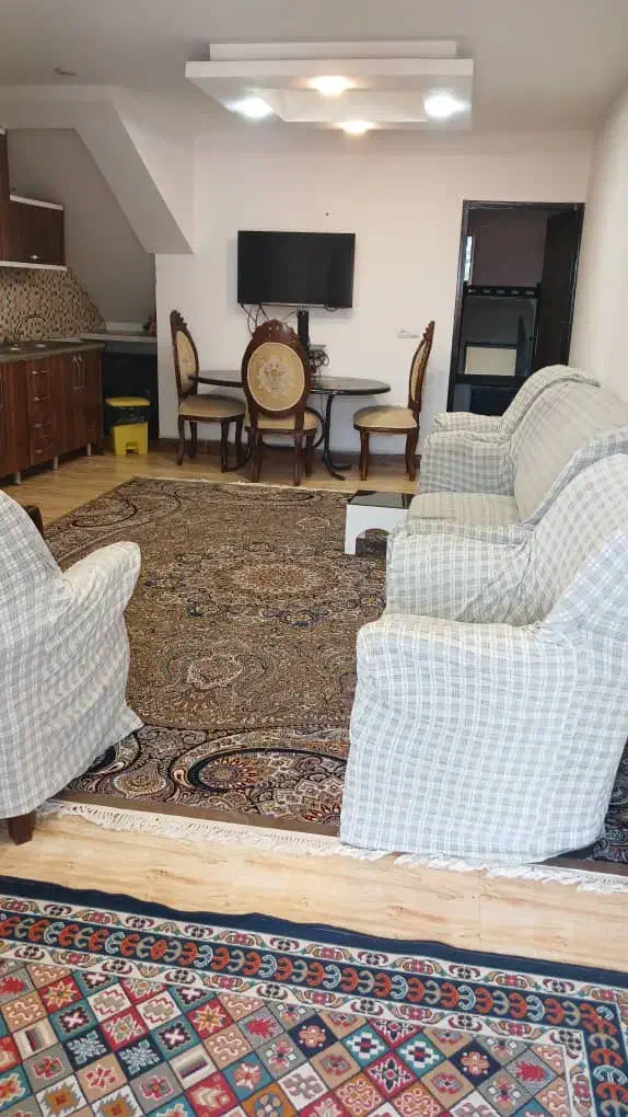 ویلا اجاره شبانه ، هفتگی|اجارهٔ کوتاه‌مدت ویلا و باغ|عباس‌آباد, |دیوار