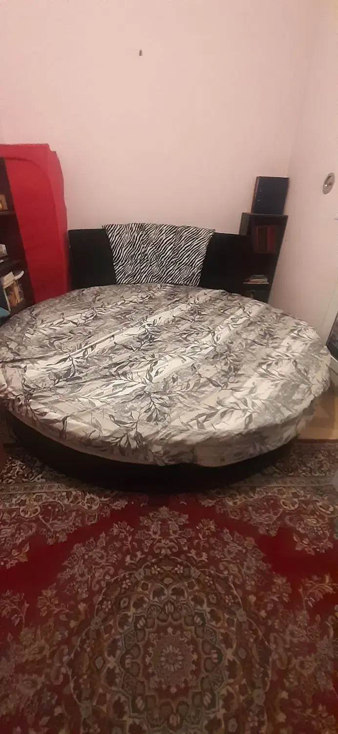 تخت خواب گرد دو نفره ترک با تشک خوشخواب|تخت و سرویس خواب|سمنان, |دیوار