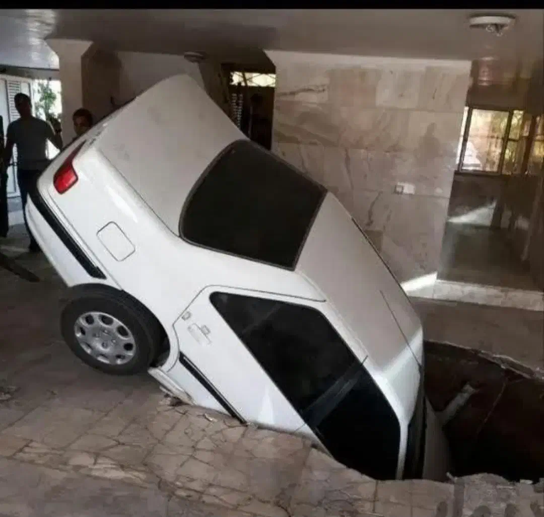 تخلیه چاه فاضلاب لوله بازکنی لایروبی ریزش رفع بو|خدمات پیشه و مهارت|تهران, پاسداران|دیوار