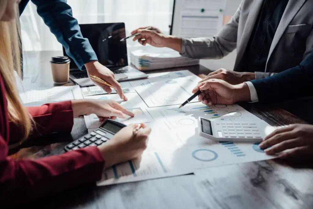 انجام امور حسابداری ، حسابرسی ، مالیاتی|خدمات مالی، حسابداری، بیمه|همدان, |دیوار