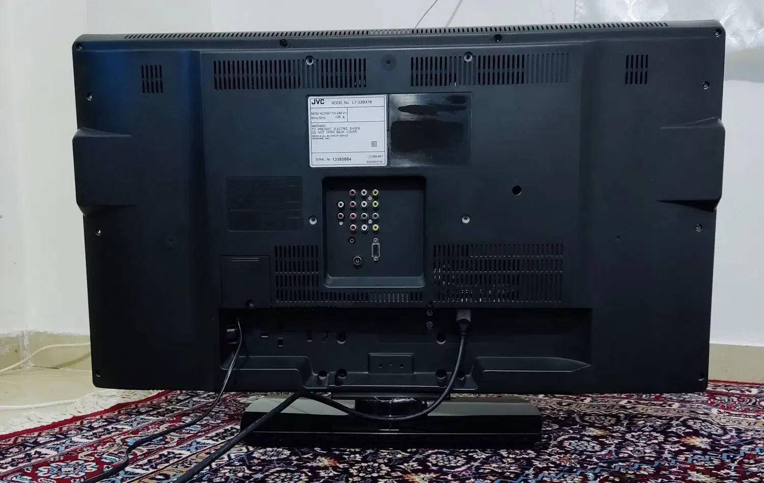 تلویزیون جی وی سی ۳۲ اینچ ال سی دی|تلویزیون و پروژکتور|هشتگرد, شهرک ریحانه|دیوار