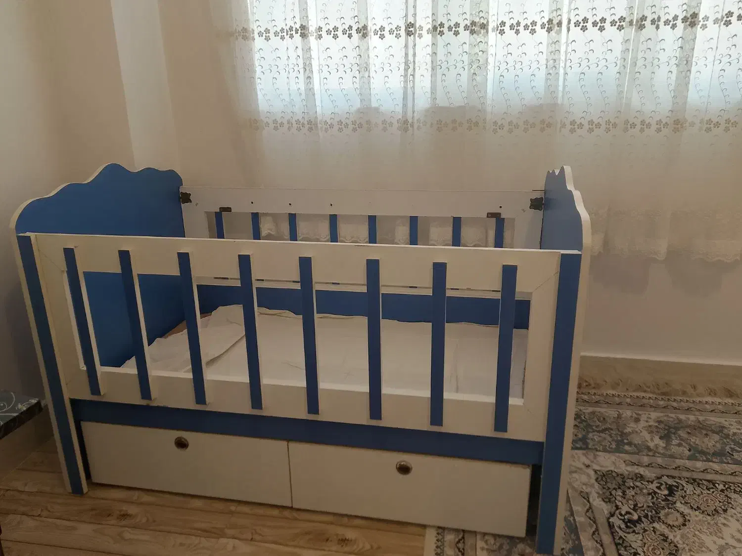 تخت کودک|تخت و سرویس خواب|پارس‌آباد, |دیوار