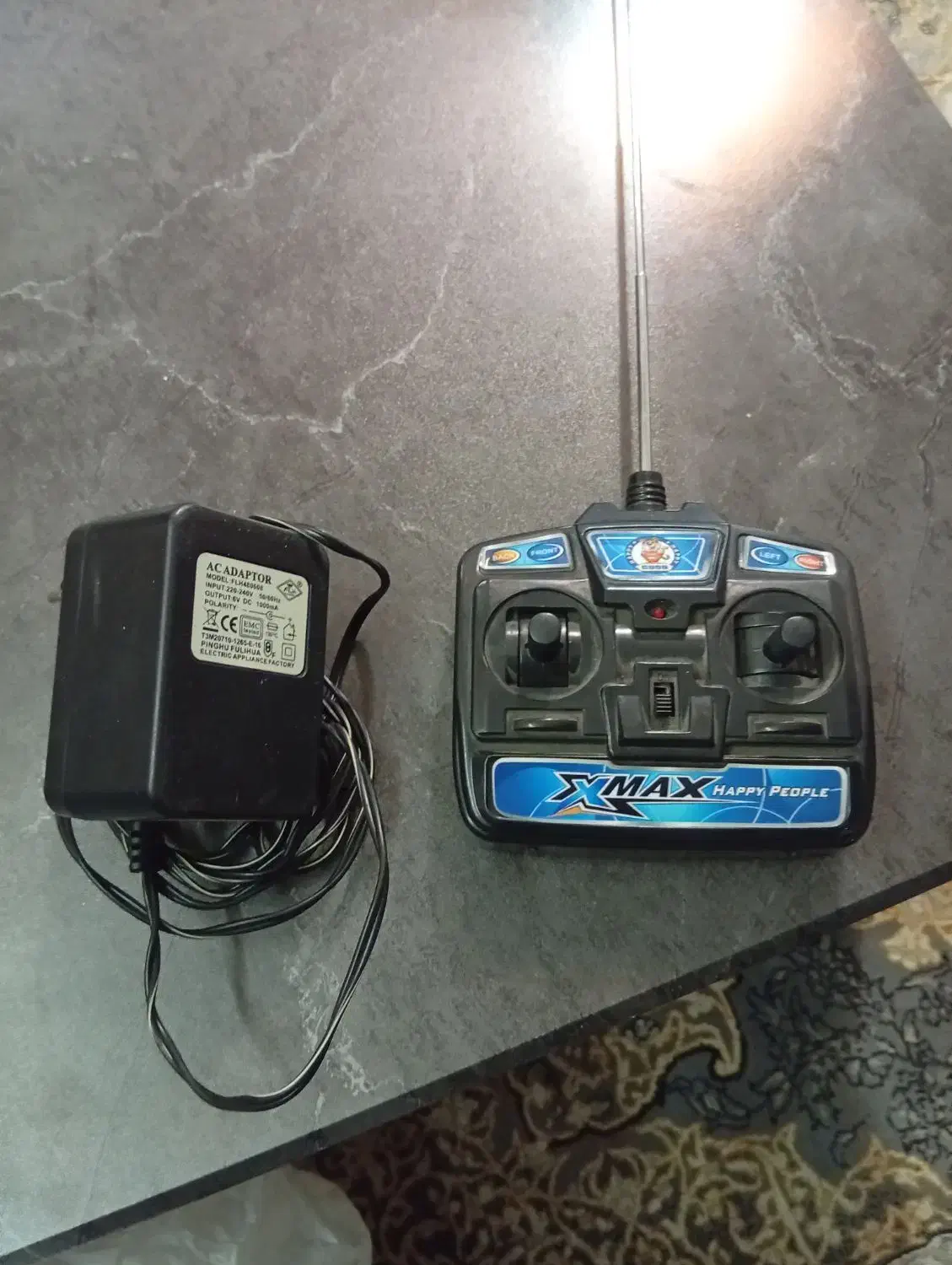 ماشین شارژی درحد نو|اسباب‌بازی بچه|کرج, شهرک بنفشه|دیوار