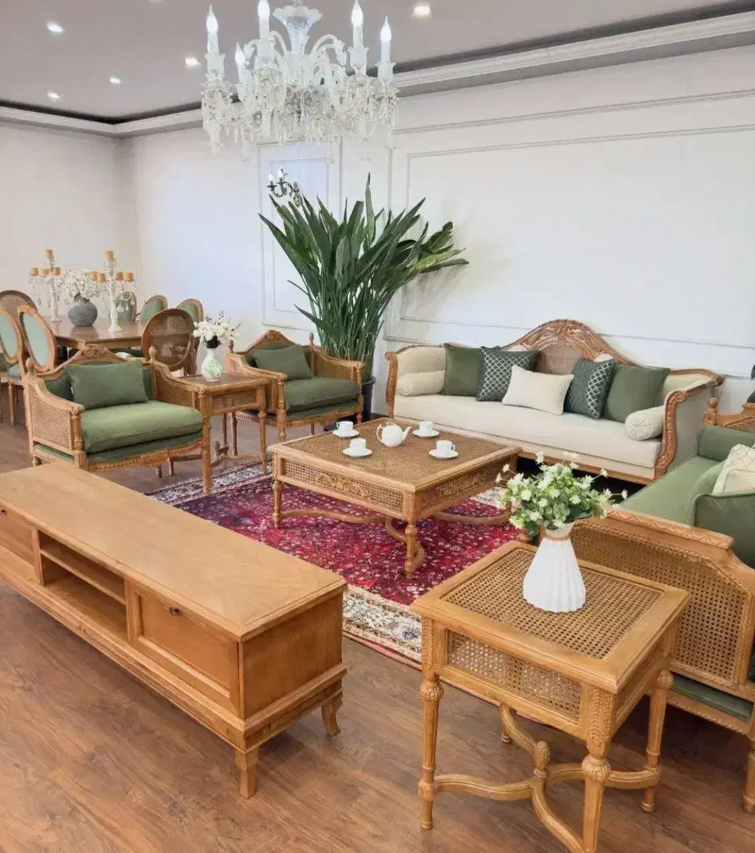 تعمیرات مبلمان تعمیر پارچه ورنگ مبل رویه تعویض مبل|مبلمان خانگی و میز عسلی|تهران, مطهری|دیوار