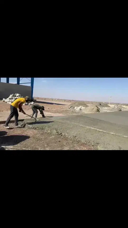 بتن ریزی دستی وماله پروانه|خدمات پیشه و مهارت|محمدشهر, همایون ویلا|دیوار