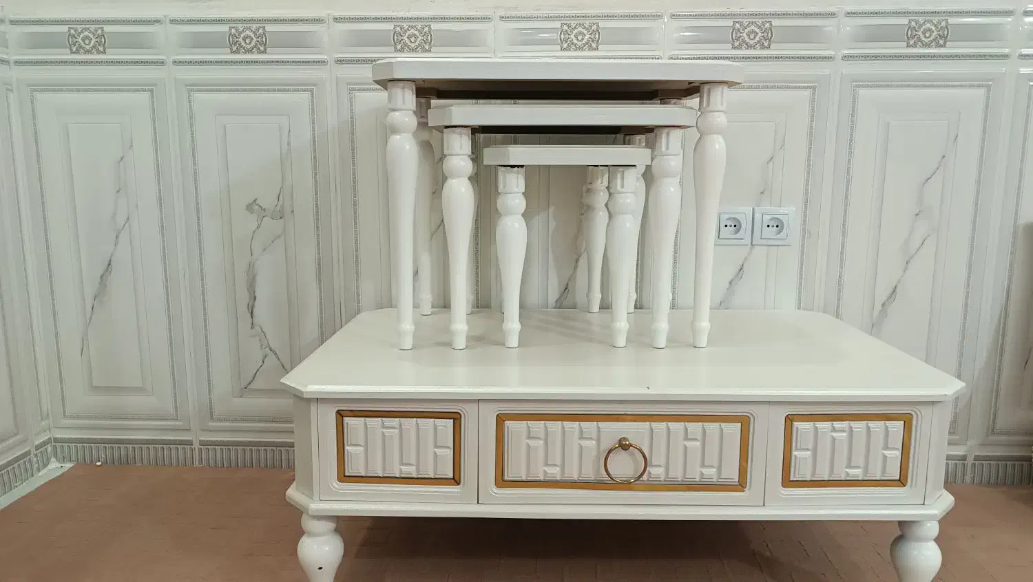 گل میز|مبلمان خانگی و میز عسلی|یاسوج, |دیوار