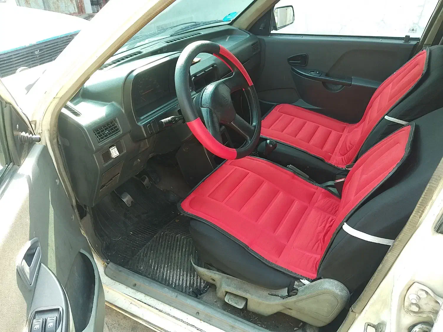 مبلشویی و روشویی صندلی ماشین. درویش|خدمات نظافت|پاکدشت, پاکدشت (مامازند)|دیوار