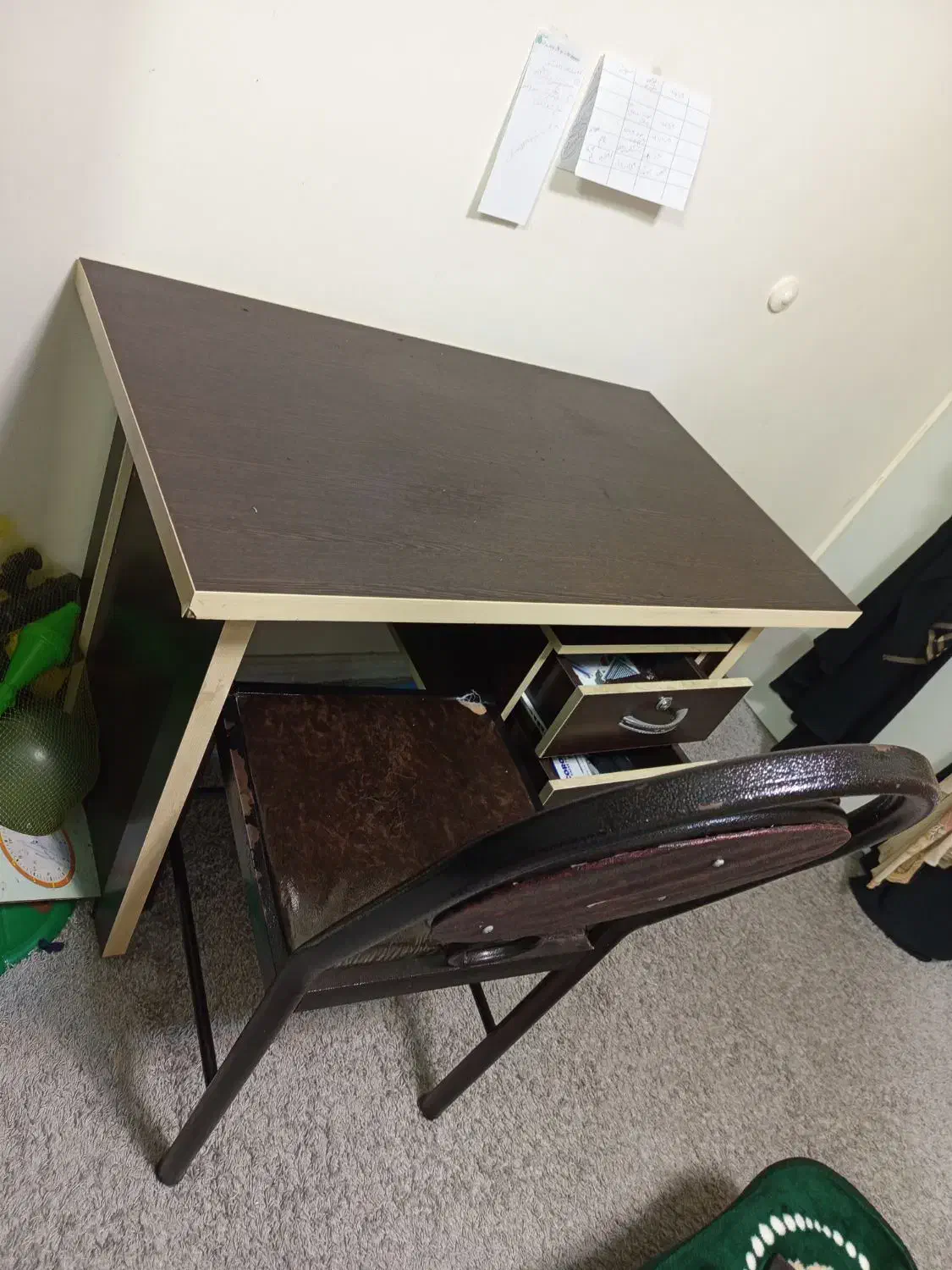 میز و صندلی|میز تحریر و کامپیوتر|تهران, اختیاریه|دیوار