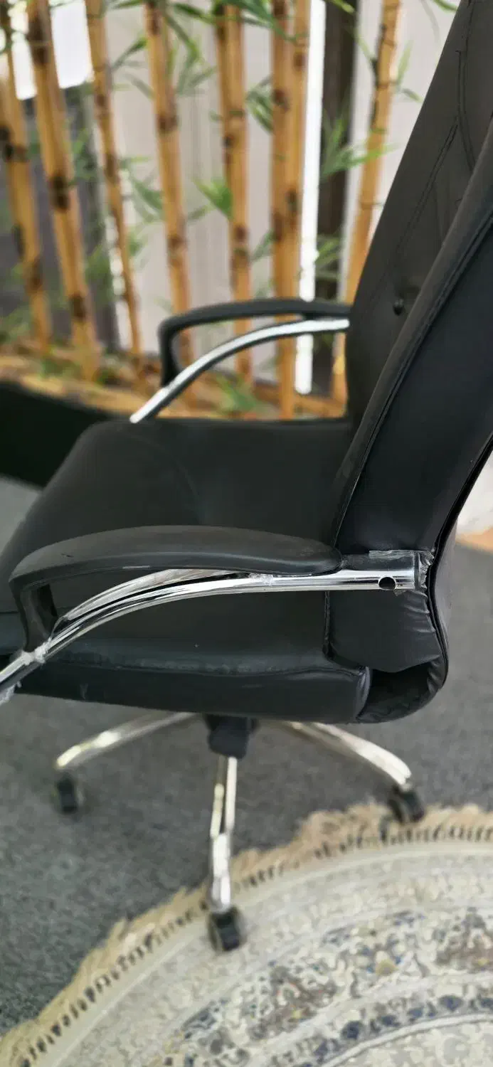 ۳عددصندلی گردون اداری نو|صندلی و نیمکت|یاسوج, |دیوار