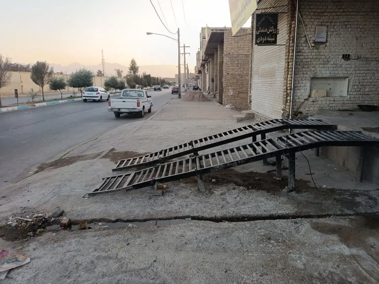 رمپ یا بالابر|قطعات یدکی و لوازم جانبی|یزد, |دیوار