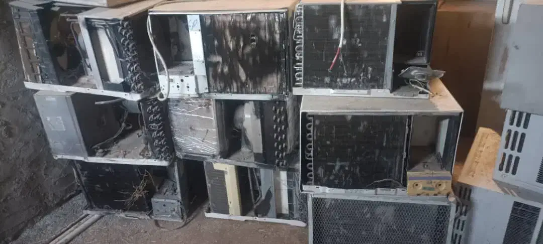 کولر گازی سوخته و زرد و مس|کولر گازی و فنکوئل|مسجد سلیمان, |دیوار