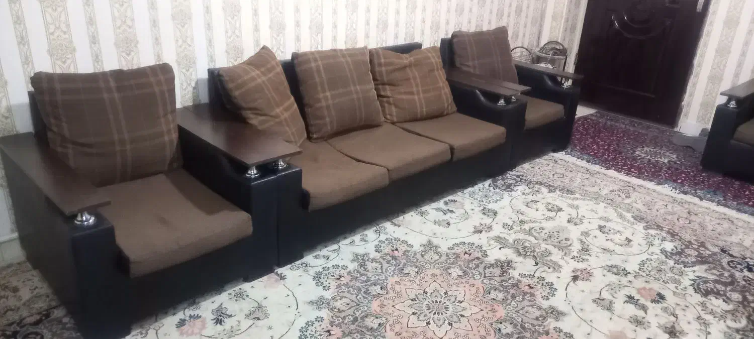 مبل|مبلمان خانگی و میز عسلی|نسیم‌شهر, |دیوار