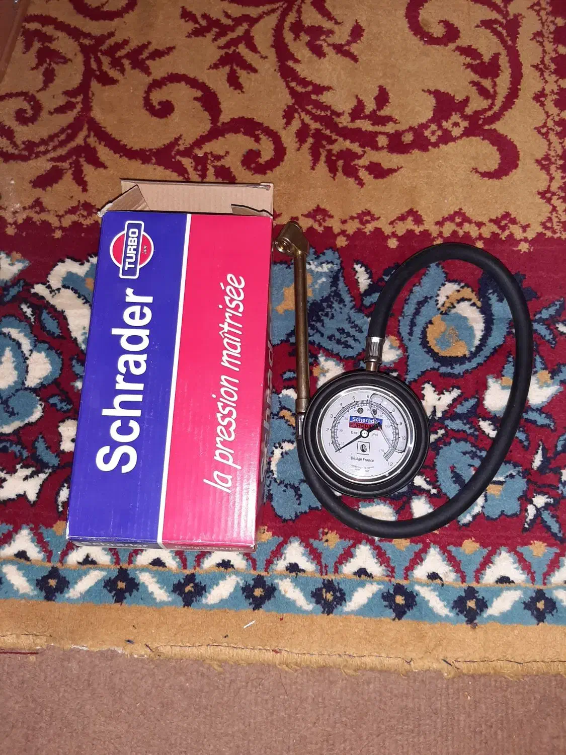 کلیه وسایل تعویض روغنی ،کمپرسور باد،ساکشن روغن و..|ابزارآلات|برخوار, |دیوار