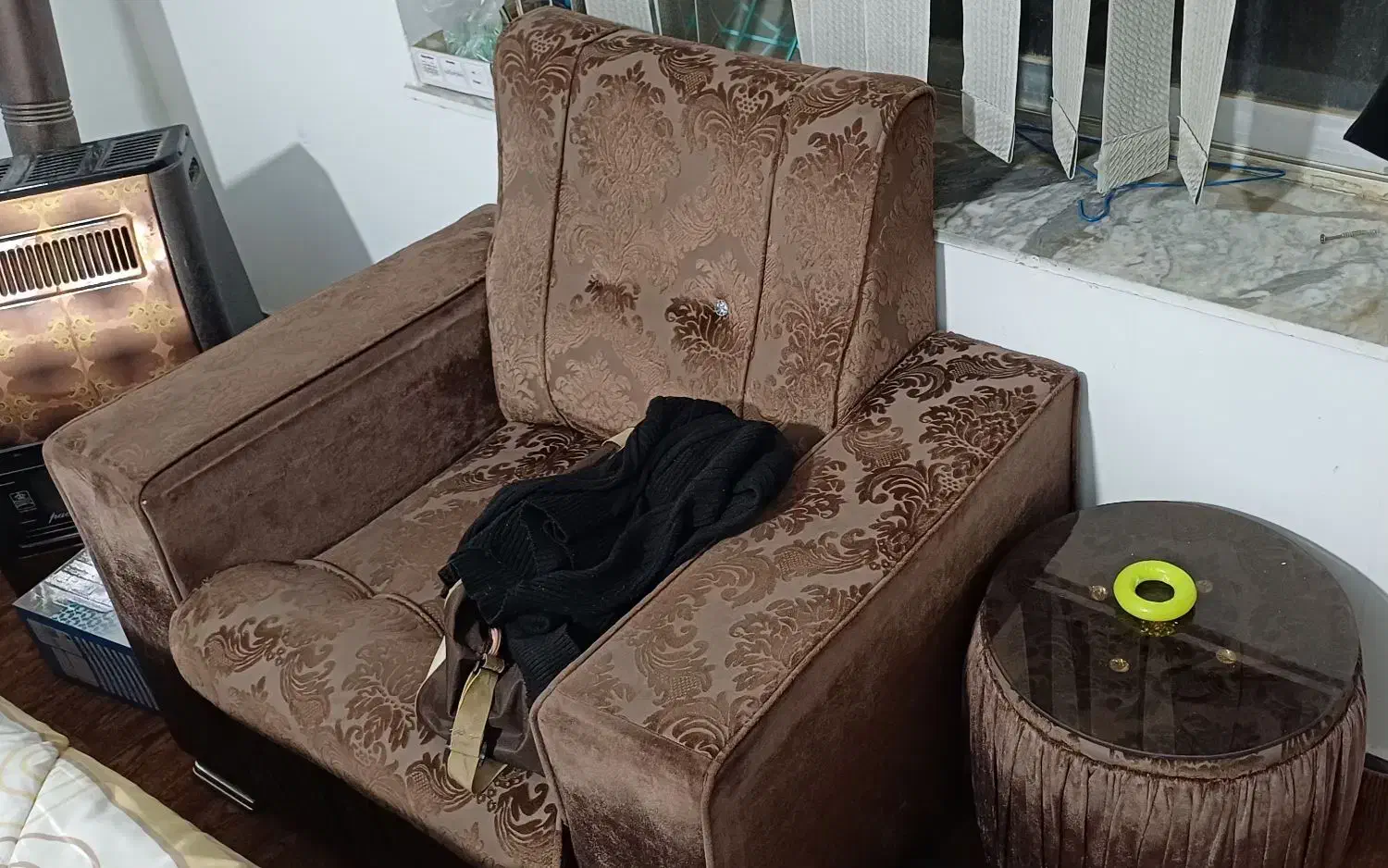 مبل|مبلمان خانگی و میز عسلی|طبس, |دیوار