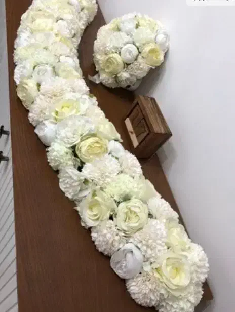 تزئین ماشین عروس کرایه دسته گل عروس با قیمت مناسب|خدمات پذیرایی، مراسم|یاسوج, |دیوار