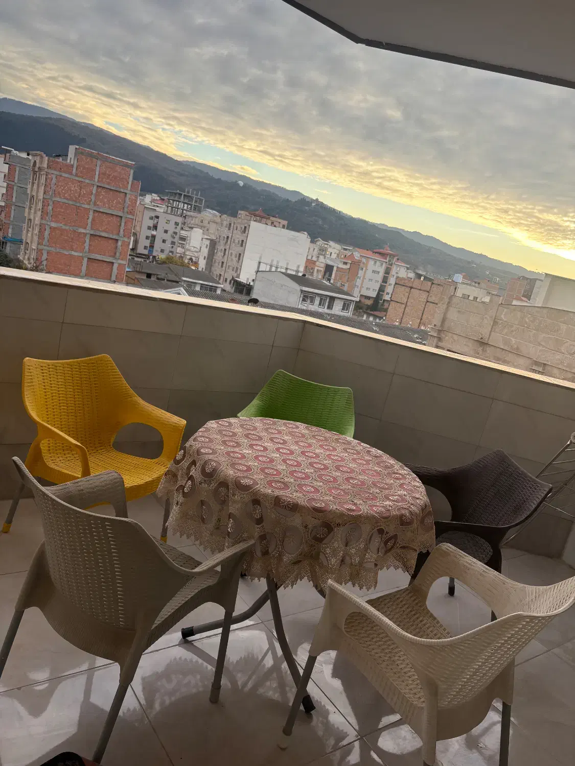 صندلی پلاستیکی باغی|میز و صندلی غذاخوری|بهشهر, |دیوار