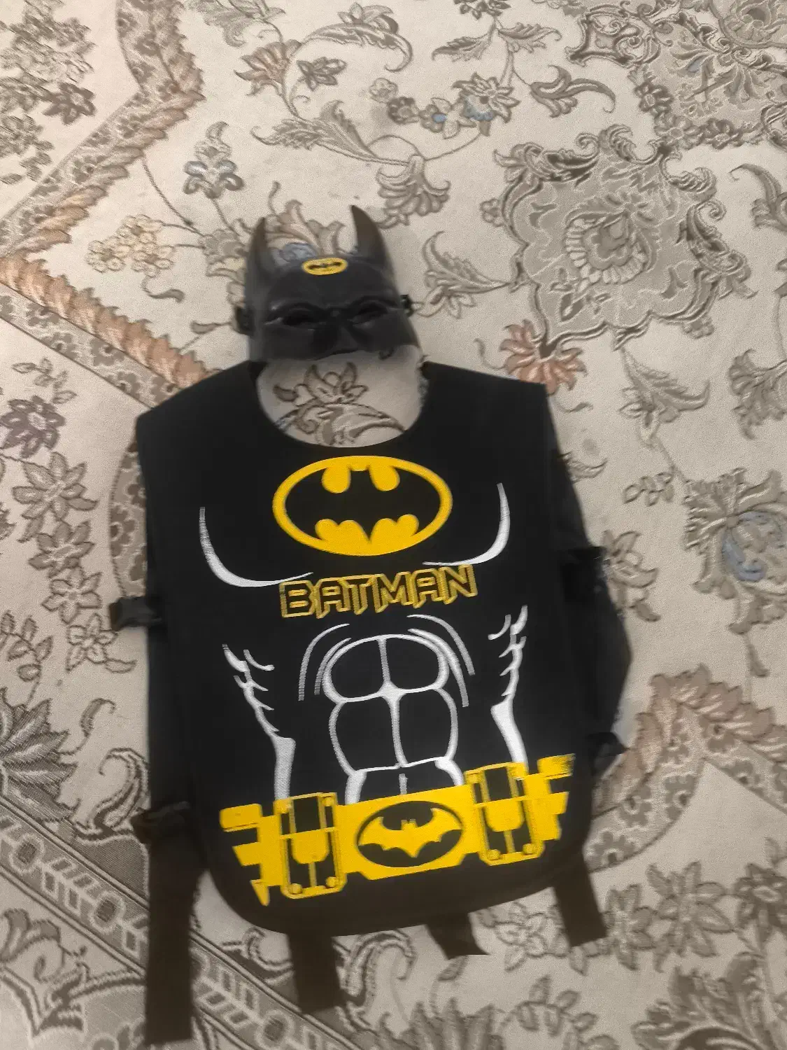 لباس بتمن|اسباب‌بازی بچه|مشهد, هنرور|دیوار