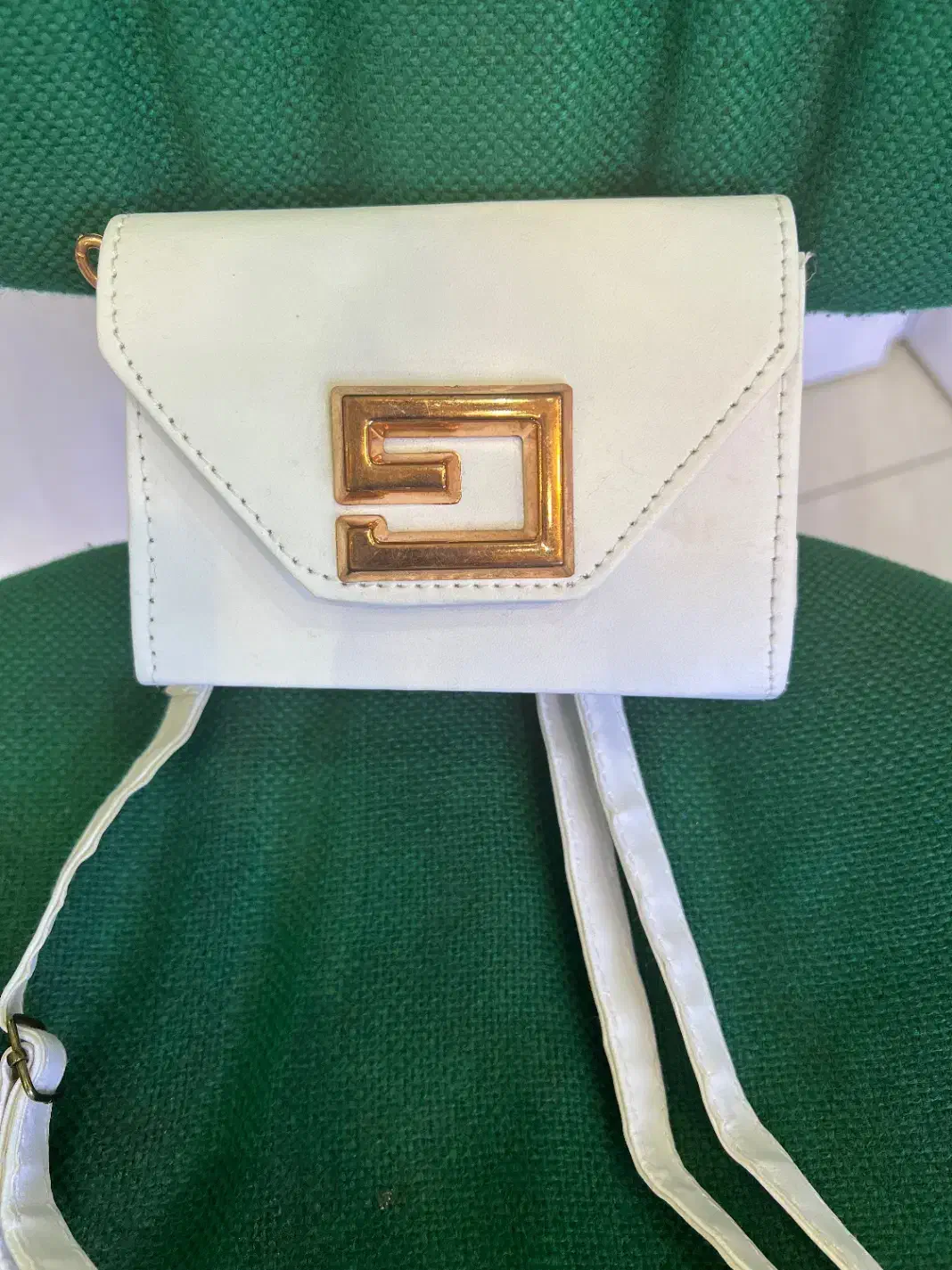 ۲عدد کیف زنانه|کیف، کفش، کمربند|کیش, |دیوار