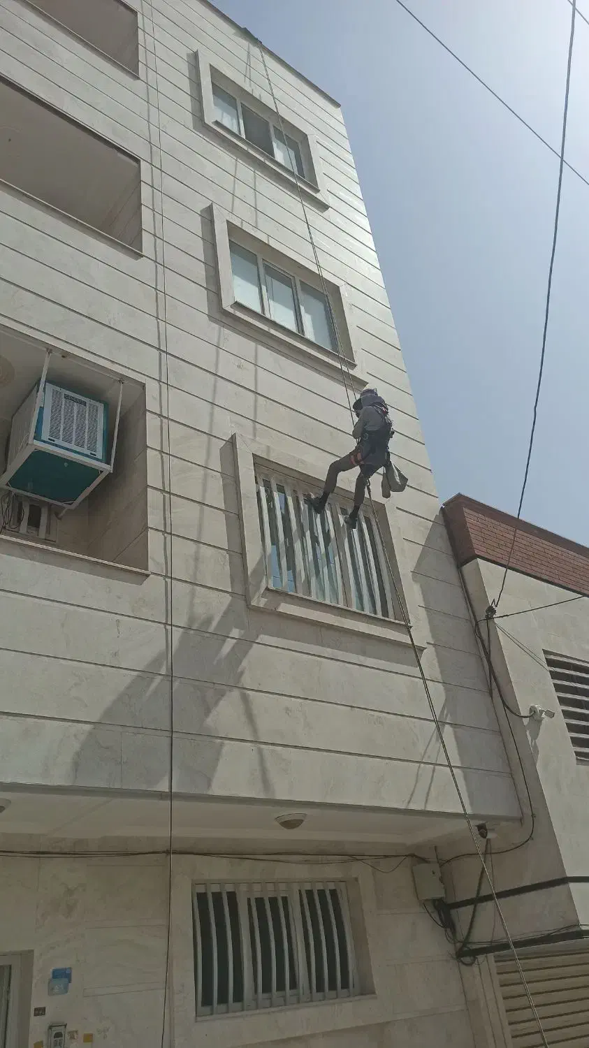 استخدام نیروی کار در ارتفاع آقا|استخدام صنعتی، فنی، مهندسی|کرمان, |دیوار