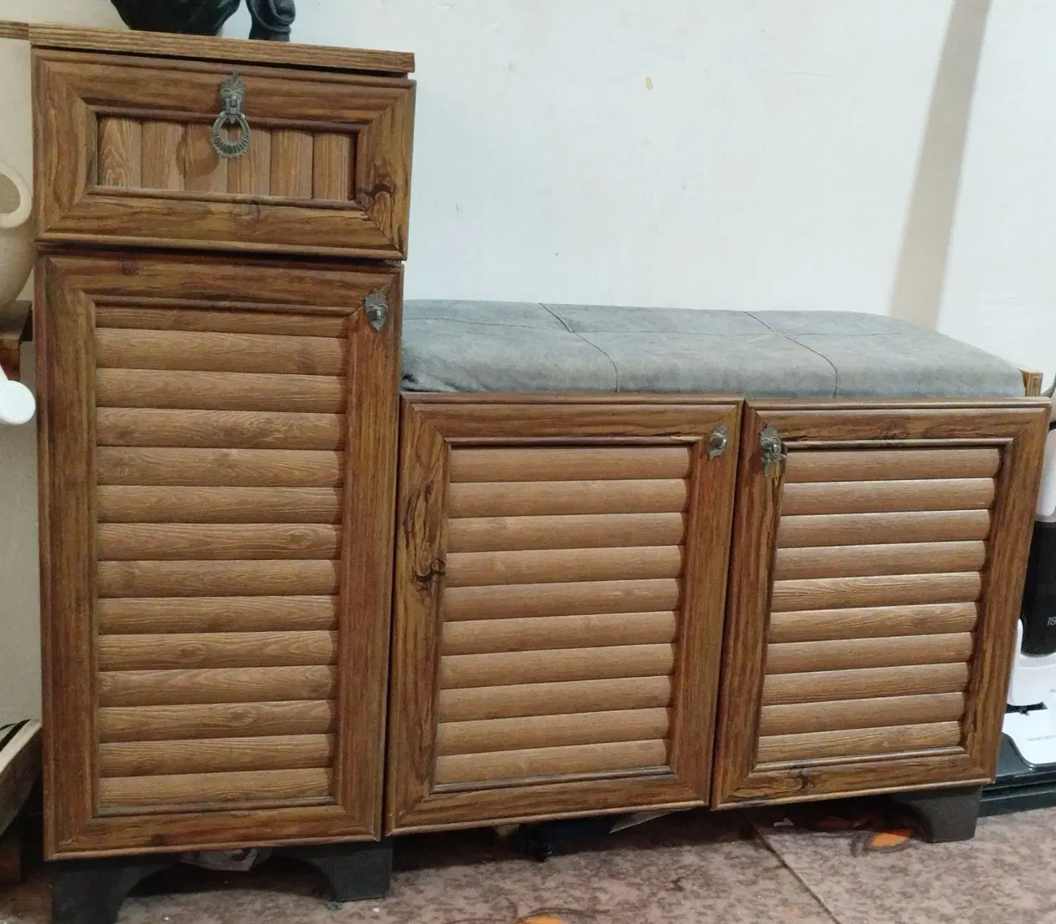 جاکفشی و میزتلویزیون|جاکفشی، کمد، دراور|مشهد, رده|دیوار