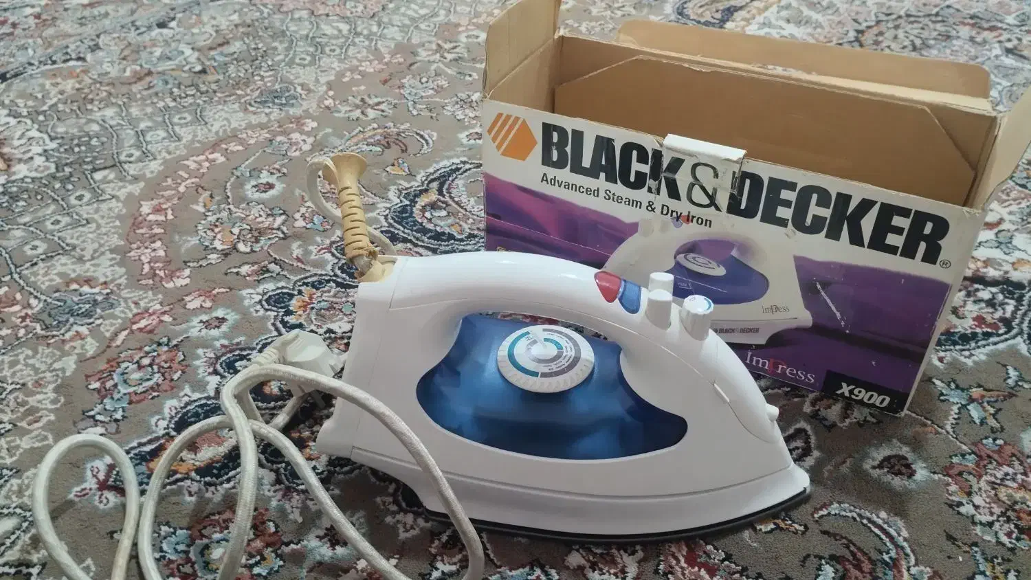 اتو مارک black and decker|اتو و لوازم اتو|خرم‌آباد, |دیوار