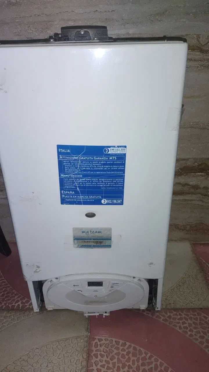 نصب ،تعمیرو سرویس انواع پکیچ|خدمات پیشه و مهارت|سقز, |دیوار