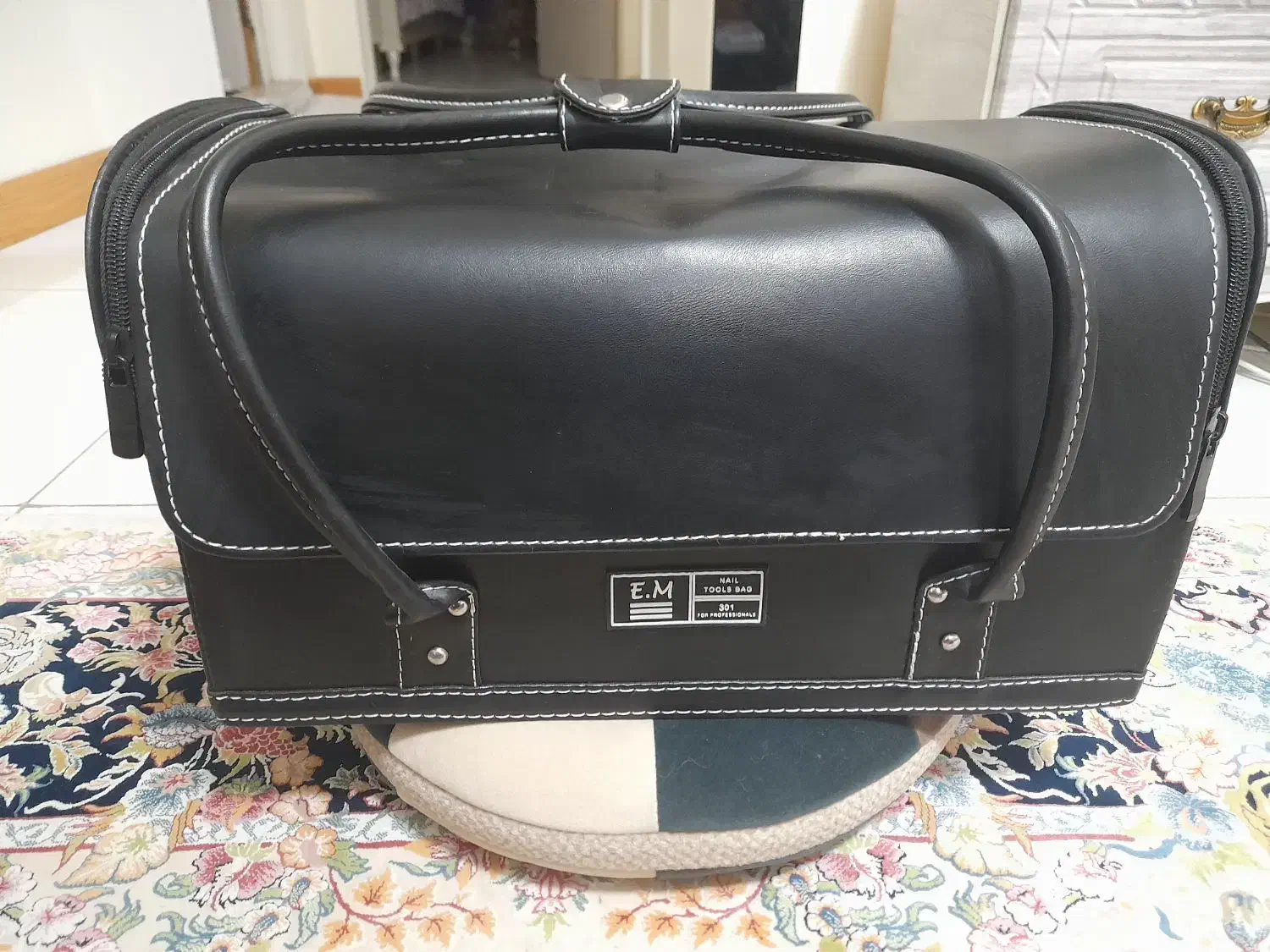 کیف لوازم کاشت ناخن|کیف، کفش، کمربند|دماوند, مسکن مهر گیلاوند|دیوار