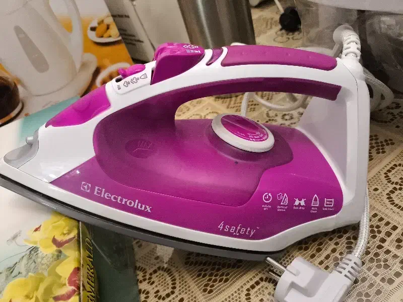 اتو بخار الکترولوکس|اتو و لوازم اتو|تهران, تهرانپارس جنوبی|دیوار