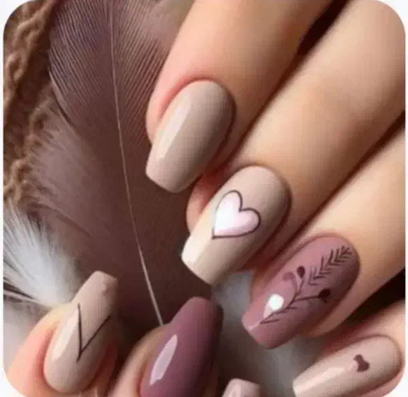 فرصت همکاری ناخنکار و مژه کار و رنگ و لایت|خدمات آرایشگری و زیبایی|پردیس, فاز ۱۱|دیوار