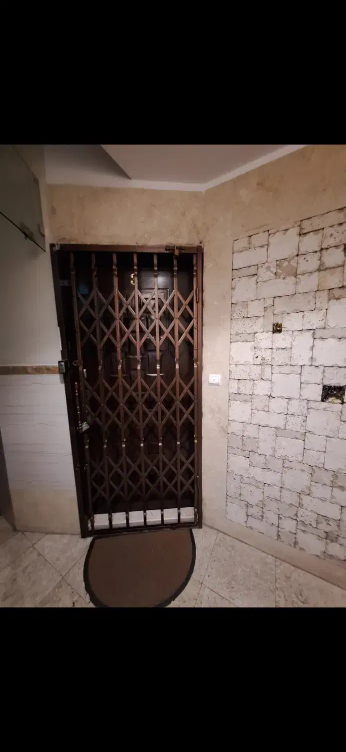 نارمک 46 متری غرب 50 متر نقاشی شده تخلیه|اجارهٔ آپارتمان|تهران, کرمان|دیوار