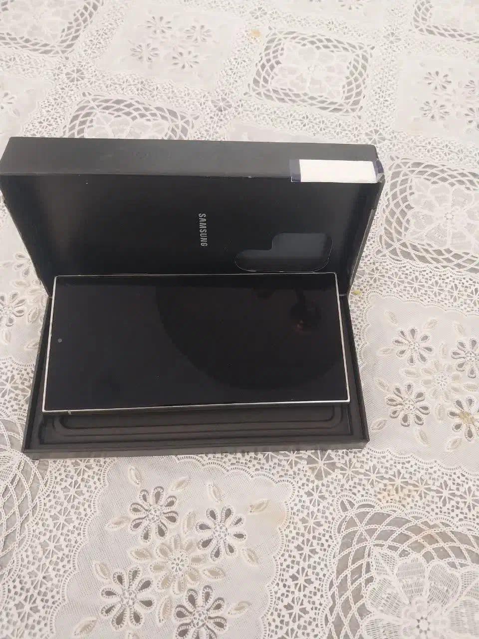 گوشی اس ۲۴ الترا پشت طلایی|موبایل|خمینیشهر, |دیوار