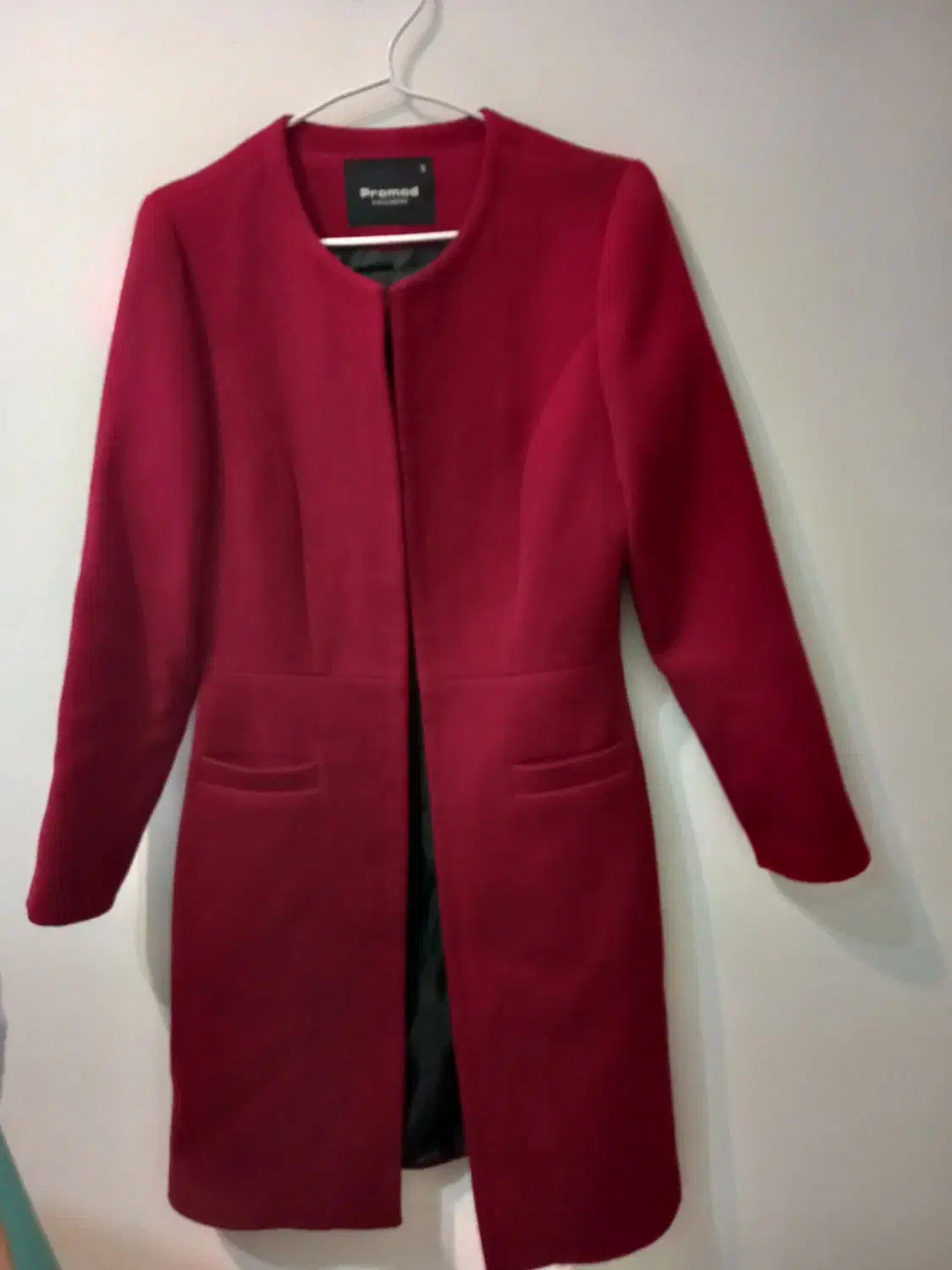 بارونی|لباس|رشت, شهرک قدس|دیوار