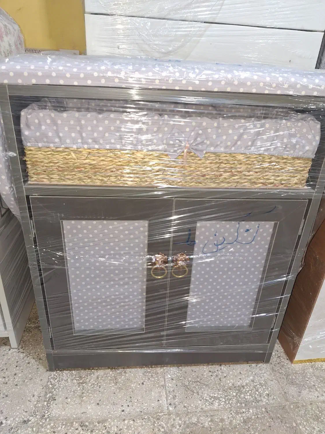 میز اتو شیک و زیبا|اتو و لوازم اتو|بندر گناوه, |دیوار