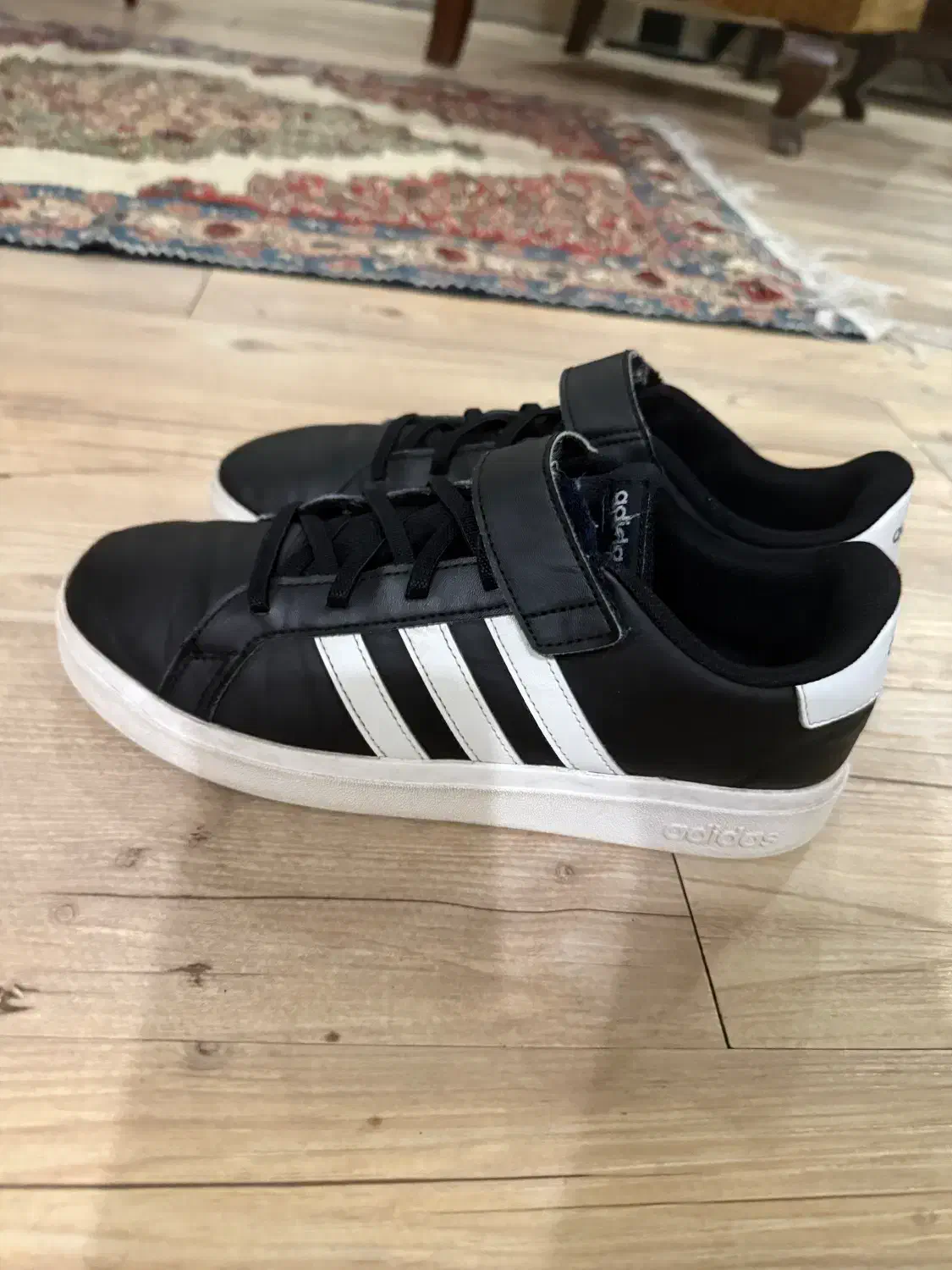کفش آدیداس adidas|کیف، کفش، کمربند|تهران, آجودانیه|دیوار