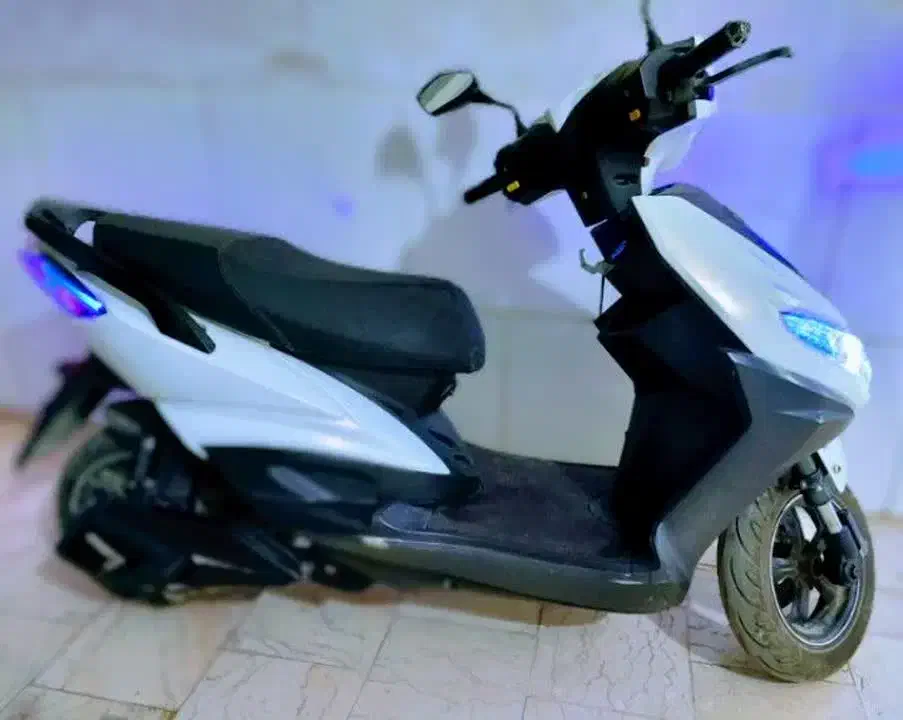 موتور برقی مدل شوکا|موتورسیکلت|میبد, |دیوار