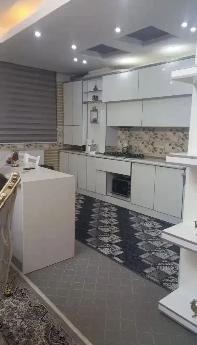 آپارتمان۱۳۰متری تک واحدی باپارکینگ/کوهپایی نوبهار۳|فروش آپارتمان|نسیمشهر, |دیوار