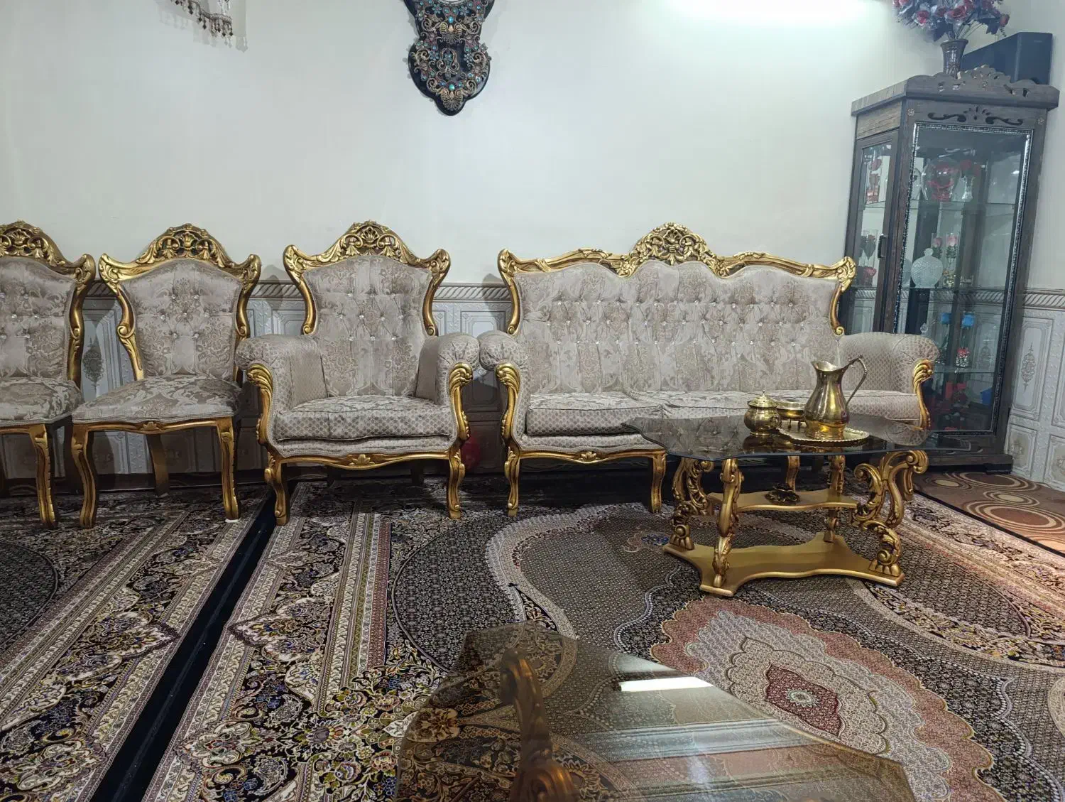 مبلمان و جلو مبلی میز عسلی|مبلمان خانگی و میز عسلی|بهارستان, |دیوار